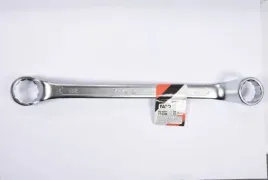 klucz-oczkowo-odgiety-30x32mm-yt-0394-yat