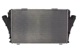 chlodnica-powietrza-doladowujacego