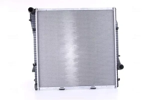 chlodnica-silnika-producent-czesci-nissens