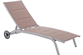 lezak-ogrodowy-plazowy-skladany-rozkladany-na-kolkach-lezanka-ibiza-brazowy