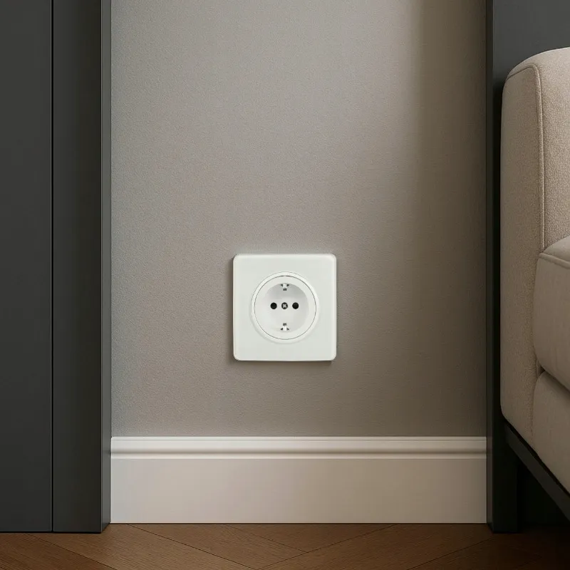 gniazdo-schuko-biale-oval