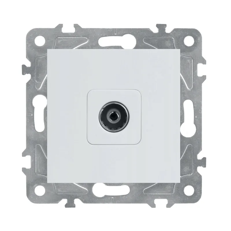 gniazdo-antenowe-biale-quad