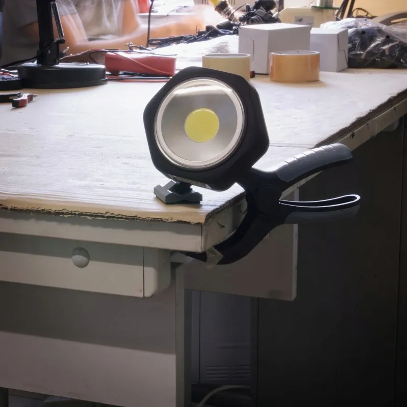 lampka-robocza-cob-220-lm