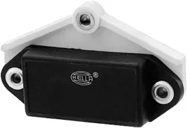 regulator-napiecia-alternatora-5dr004-246-741