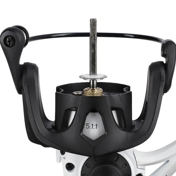 kolowrotek-mikado-bixlite-feeder-5006-fd-marka-mikado