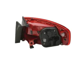 lampa-zespolonych-swiatel-tylnych