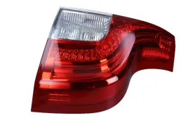 lampa-zespolonych-swiatel-tylnych