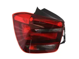 lampa-zespolonych-swiatel-tylnych