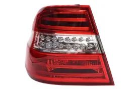lampa-zespolonych-swiatel-tylnych