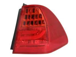 lampa-zespolonych-swiatel-tylnych