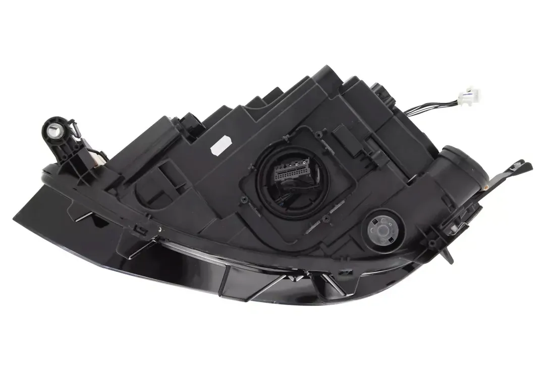 reflektor-swiatel-przednich-val450709