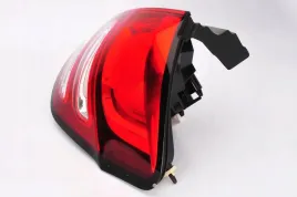 lampa-zespolonych-swiatel-tylnych-043947-val