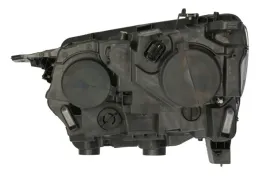 reflektor-swiatel-przednich-val451093