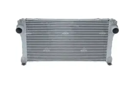chlodnica-powietrza-doladowujacego-30243-nrf