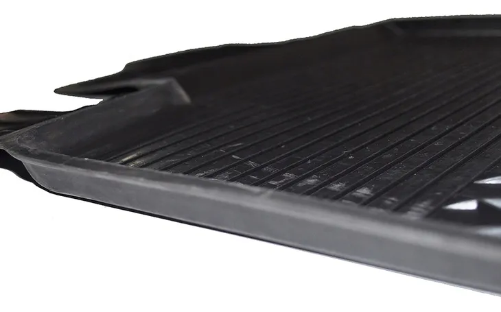 dywaniki-samochodowe-gumowe-bmw-e36-e39-e46-e60-e61-e90-e91-tunel-stan-nowy-producent-mat-gum