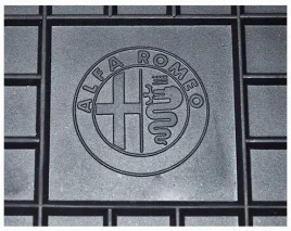 dywaniki-gumowe-do-alfa-romeo-147-2000-2010-germany-oryginalne-logo