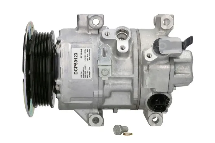 kompresor-klimatyzacji-dcp50123-den-producent-czesci-denso