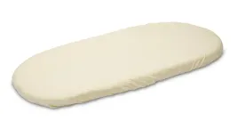 przescieradlo-jersey-do-wozka-kremowe-35x75-cm-z-gumka