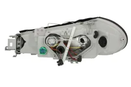 reflektor-swiatel-przednich-20-3753-18-2-tyc