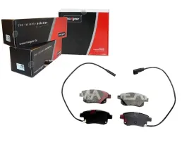 max19-0520-klocki-ham-ford-tyl-transit06-