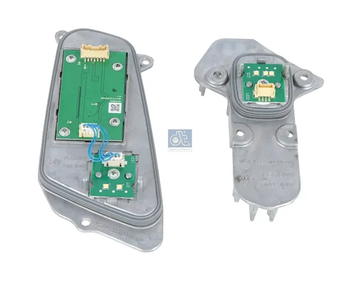 modul-reflektora-swiatel-przednich-2-24840-funkcje-inne