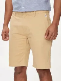 tommy-jeans-spodenki-meskie-chinos-bezowe-29