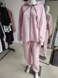 maselkowy-dres-oversize-z-kapturem-rozowy-one-size