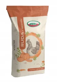 ruda-z-neorolu-pasza-dla-kur-niosek-z-dodatkiem-marchewki-dyni-i-nagietka