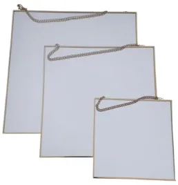 zestaw-3-luster-w-zlotej-ramie-na-lancuszku-20-30-35-cm-super-dekoracja