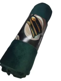 serwetki-aksamitne-velvet-swiateczne-na-przyjecia-weselne-bankiety-zielone