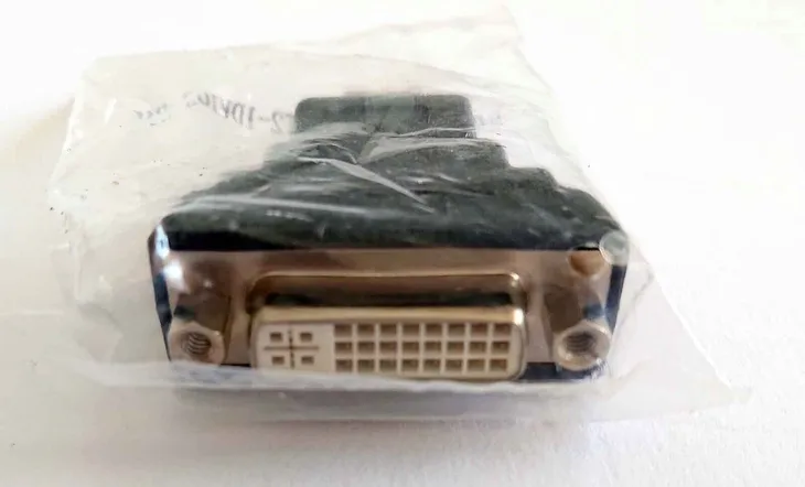 nowy-adapter-hdmi-dvi-gigabyte-marka-gigabyte