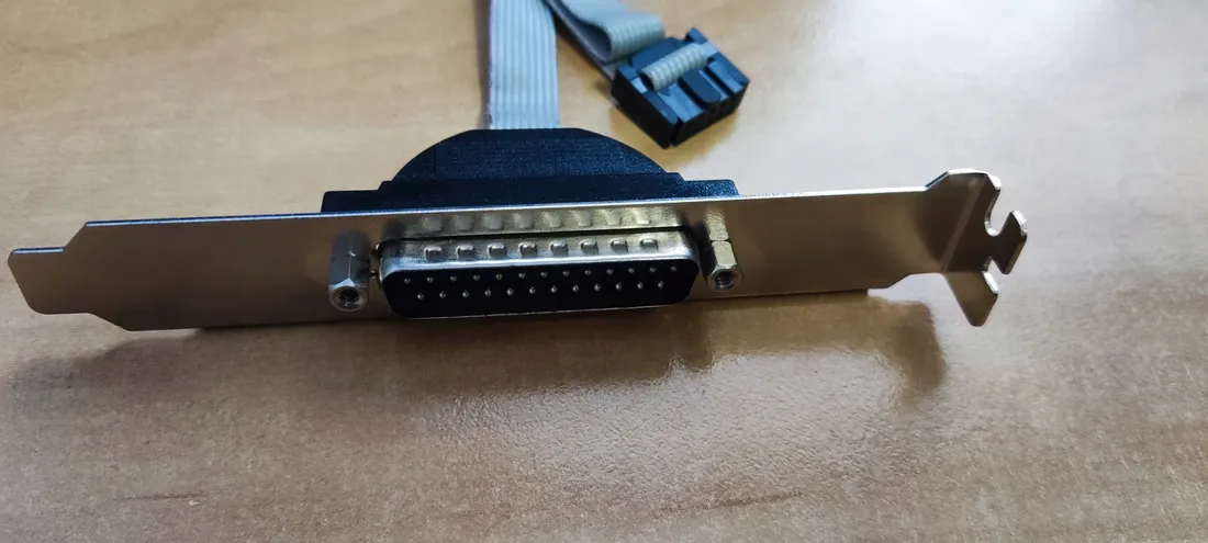 sledz-db25-do-plyty-glownej-db9-com