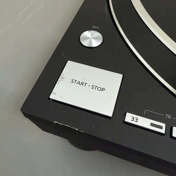 gramofon-technics-sl-100c-czarny-rodzaj-brak-informacji