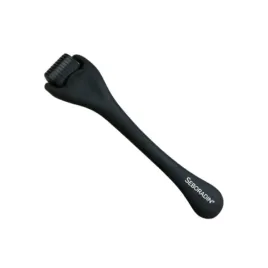 seboradin-derma-roller-z-mysla-o-skorze-glowy-masazer