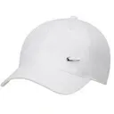 czapka-z-daszkiem-nike-sportowa-biala-male-logo-fb5372-100
