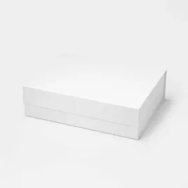 pudelko-magnetyczne-a5-biale-235x170x60-mm-opakowanie-na-prezent-upominek