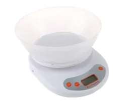 waga-kuchenna-elektroniczna-z-miska-5kg-kolory