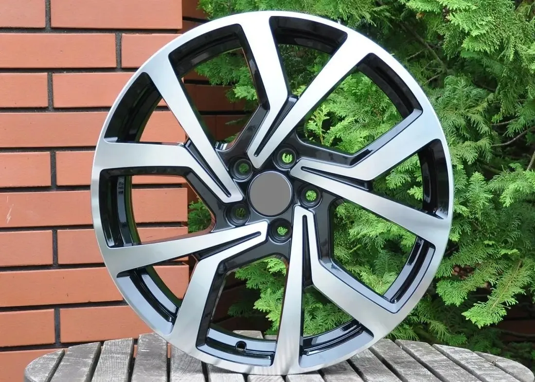 felgi-17-audi-e-tron-q4-sportback-e-tron-stan-nowy