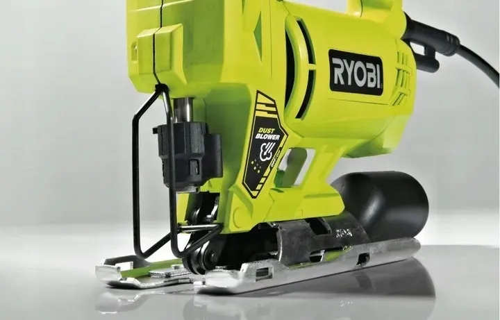 ryobi-wyrzynarka-500w-rjs720g-glebokosc-ciecia-w-drewnie-75-mm