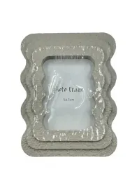 ramka-na-zdjecie-5x7-cm-kremowa-ozdobna-falowana-poliresin