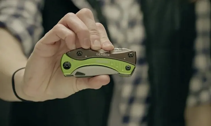 multitool-gerber-crucial-zielony-waga-141-8-g