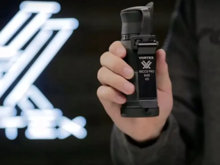 monokular-vortex-recce-pro-hd-8x32-rp-100-srednica-obiektywu-32-mm