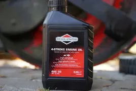 olej-do-kosiarki-kos-4-suw-briggsandstratton-100005e-sae30-06l
