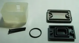 tourmax-zbiorniczek-plynu-hamulcowego-z-pokrywa-i-uszczelka-przod-honda-cx