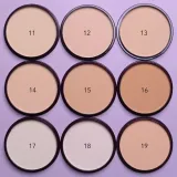 constance-carroll-puder-w-kompakcie-13-marka-constance-carroll
