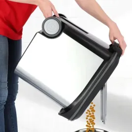 pojemnik-na-karme-smakolyki-dla-psa-kota-12-kg