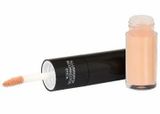 douglas-illuminator-and-corrector-stick-2w1-korektor-pod-oczy-rozswietlacz-marka-douglas