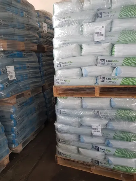 humus-up-plus-uniw-1l-oryginalny-forma-plyn