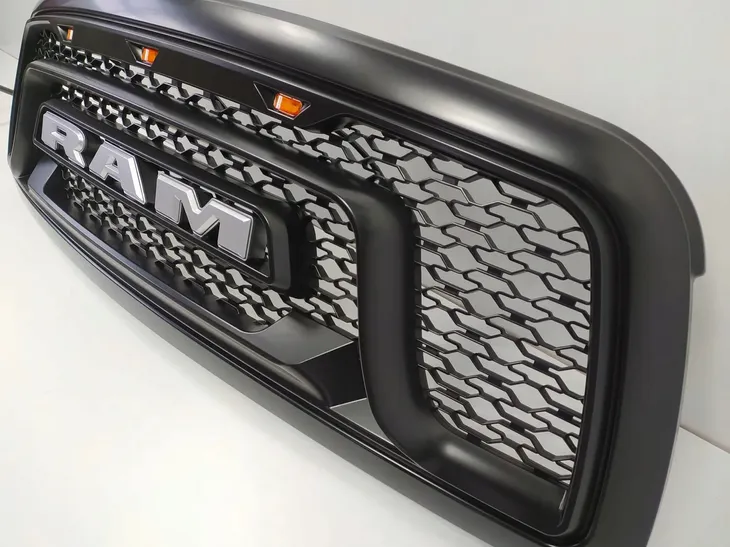 grill-atrapa-dodge-ram-1500-2009-2012-jakosc-czesci-zgodnie-z-gvo-p-zamiennik-o-jakosci-porownywalnej-do-oryginalu