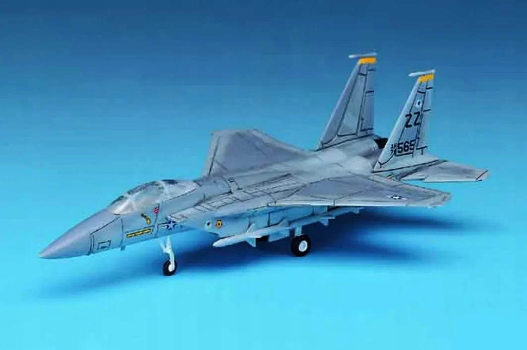 academy-12609-f-15-eagle-1-144-marka-academy